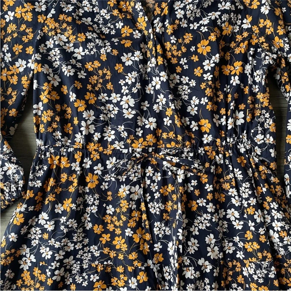 Draper James Lucinda Popover Dress in Fall Field Flowers - Picture 3 of 9